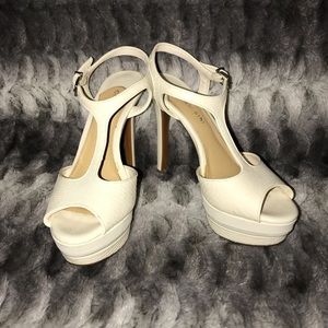 White Gianni Bini Pumps